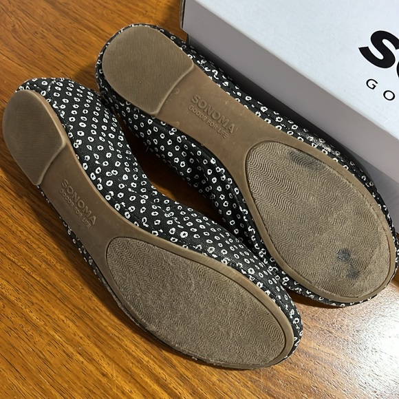 Flats or slip on shoes from Sonoma - Picture 3 of 7